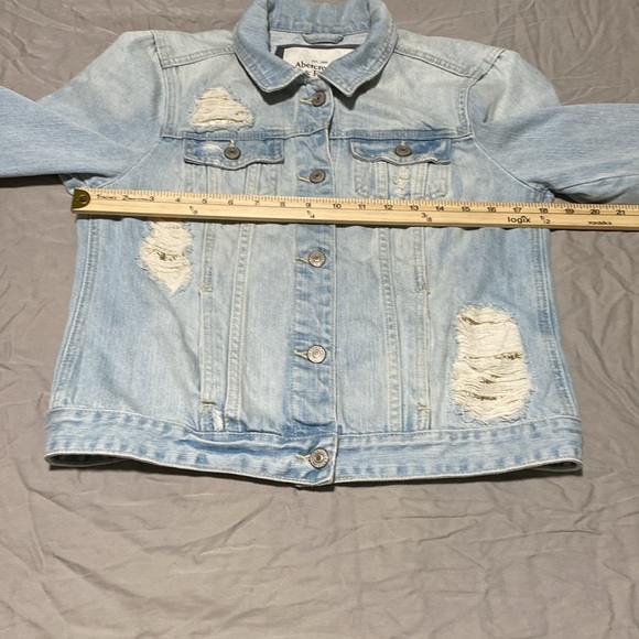 Abercrombie & Fitch women’s jean jacket size large - Picture 5 of 8